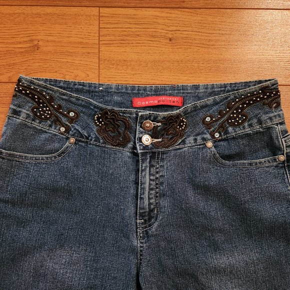 Cosmopolitan Jeanswear Cropped Jeans - Picture 2 of 9